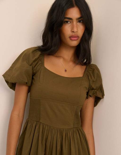 Nobody's Child Puff sleeve mara midi dress in green, 5 of 5