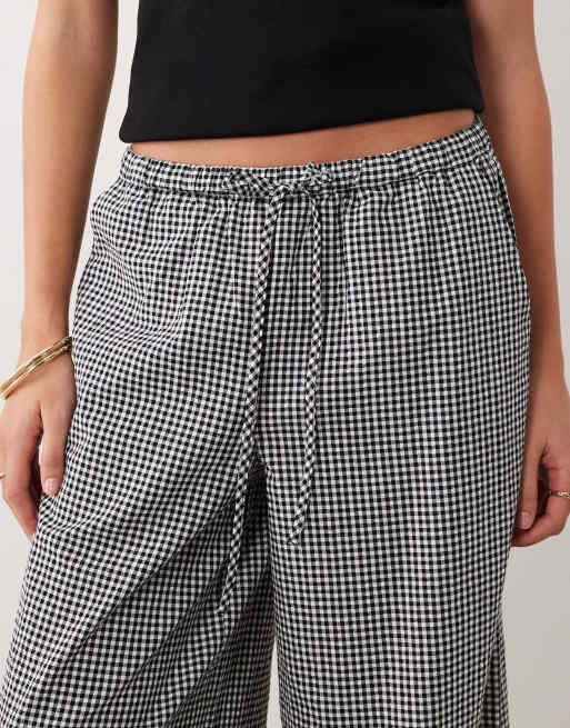 Nobody's Child Reese cotton drawstring wide leg pants in black gingham, 4 of 5