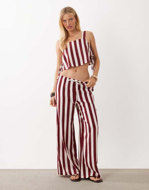 Nobody's Child – Rödrandigt set med crop top och byxor, 4 av 4