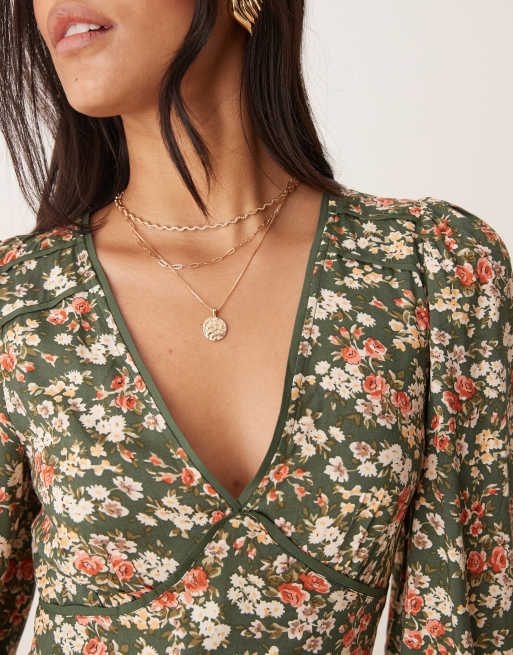 Nobody's Child Remy v-neck balloon sleeve midi dress in green floral