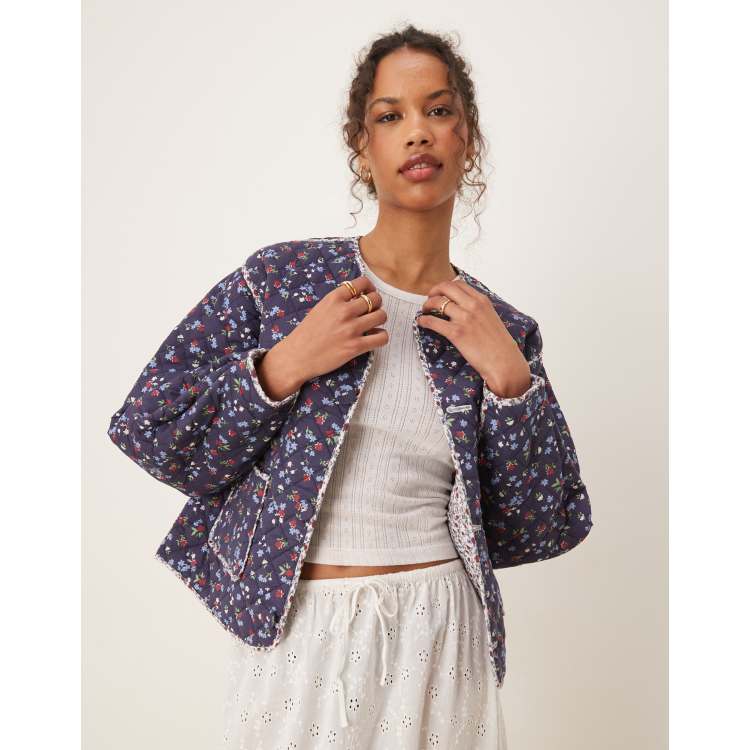 Nobody's Child reversible quilted jacket in cream ditsy | ASOS
