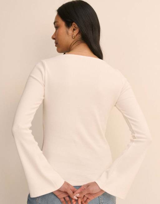 Nobody's Child Ribbed flared sleeve jersey cardigan in white, 2 of 5