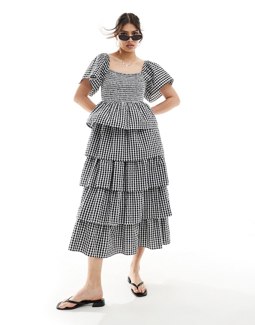 Nobody’s Child Rosalia tiered gingham midaxi dress in black and white