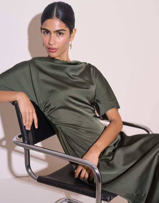 Nobody's Child Ruched satin britney midi dress in green, 5 of 5