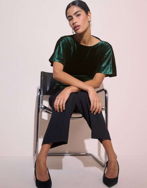 Nobody's Child Ruched velvet top in green, 4 of 5