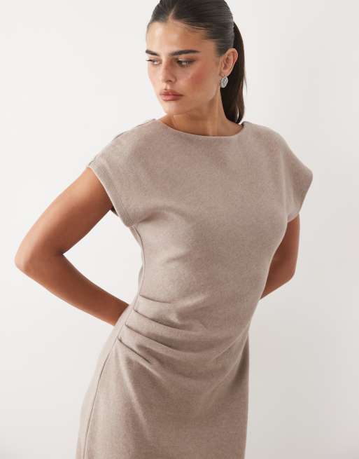 Nobody's Child Saylor kurzärmliges drapiertes Maxikleid in Hellbeige, 3 von 4
