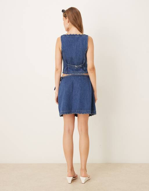 Nobody's Child scallop denim wrap mini skirt co-ord in mid wash, 5 of 5