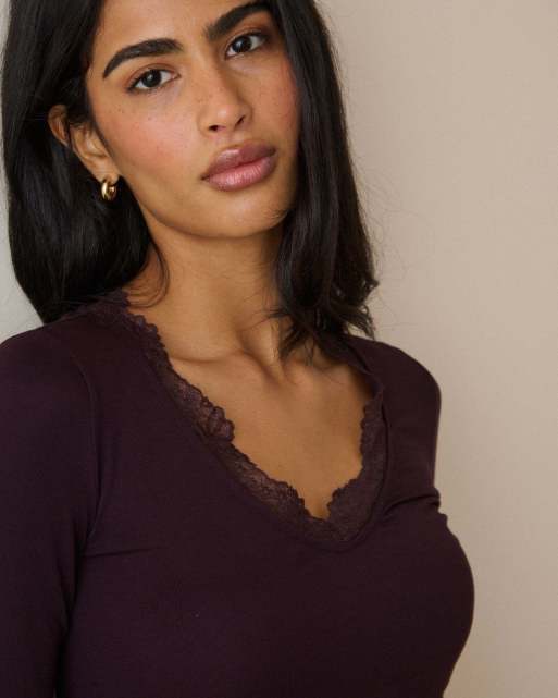 Nobody's Child Scalloped lace trim modal-rich top in burgundy, 3 of 5