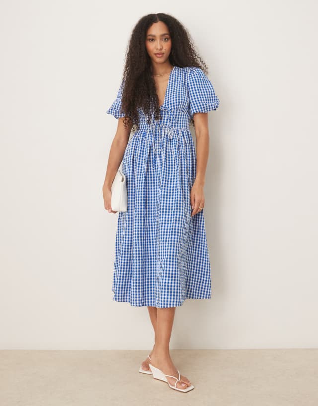 blue gingham jumper dress Nobody's Child Scottie puff sleeve midi in Gingham ruffle