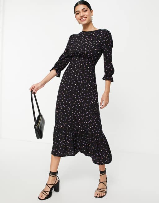 Nobody's Child - Selena - Vestito midi nero a balze con maniche a sbuffo e stampa di piccole stelle