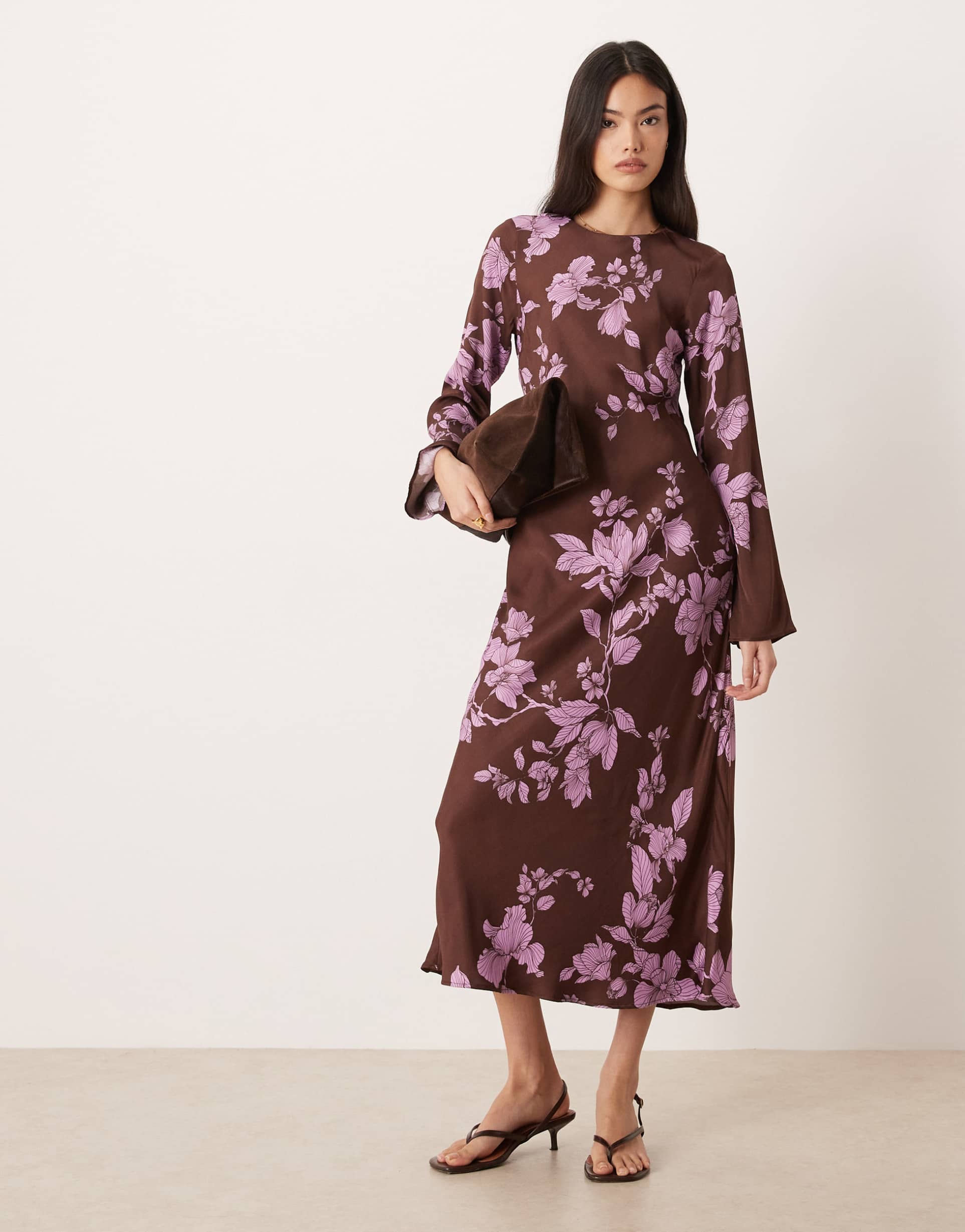 nobody's child shiloh long sleeve midaxi dress in brown oversized floral