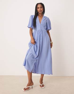 Nobody's Child shortsleeve starlight midi dress in blue | ASOS