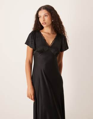 Nobody's Child Sienna V-neck Lace Trim Midaxi Dress In Black
