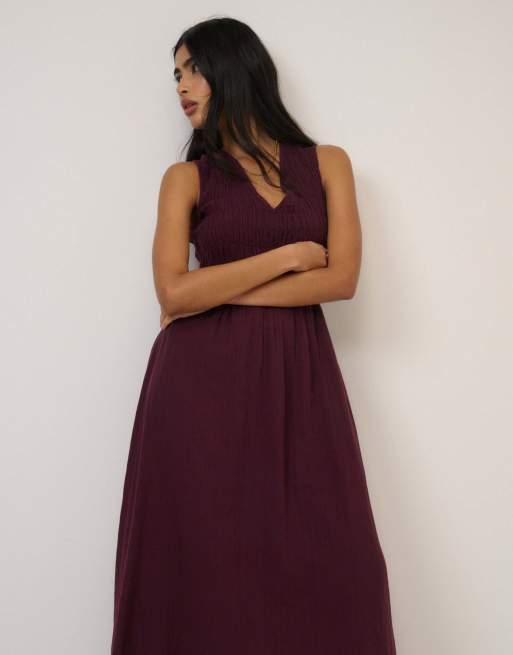 Nobody's Child Sleeveless audrey midi dress in purple, 4 of 5