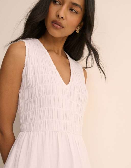 Nobody's Child Sleeveless audrey midi dress in white, 2 of 5