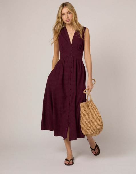 Nobody's Child Sleeveless starlight midi dress in purple - view 1