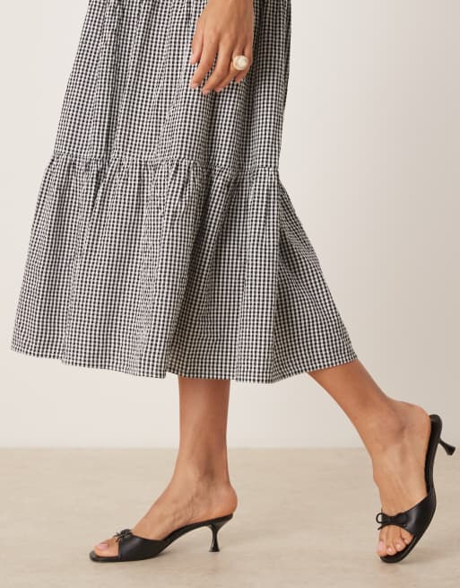 Nobody's Child sleeveless tiered midi dress in mono gingham, 2 of 4