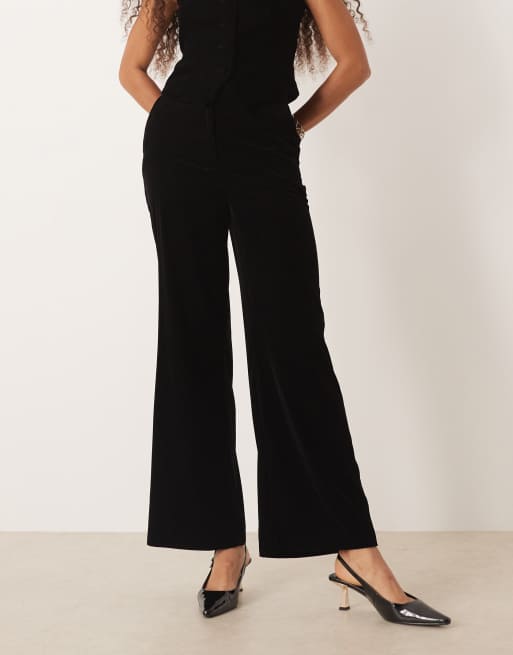 Nobody's Child slim leg velvet trousers co-ord in black, 2 of 5