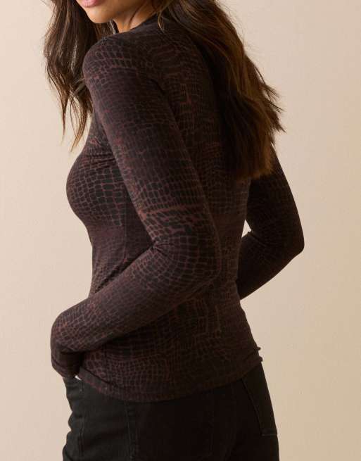 Nobody's Child Snake print jersey high neck top in brown, 2 of 5