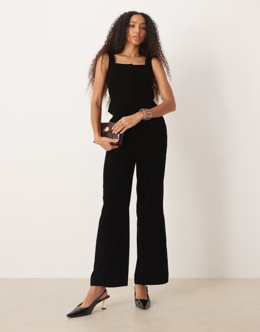 Nobody's Child square neck velvet waistcoat co-ord in black, 3 of 4