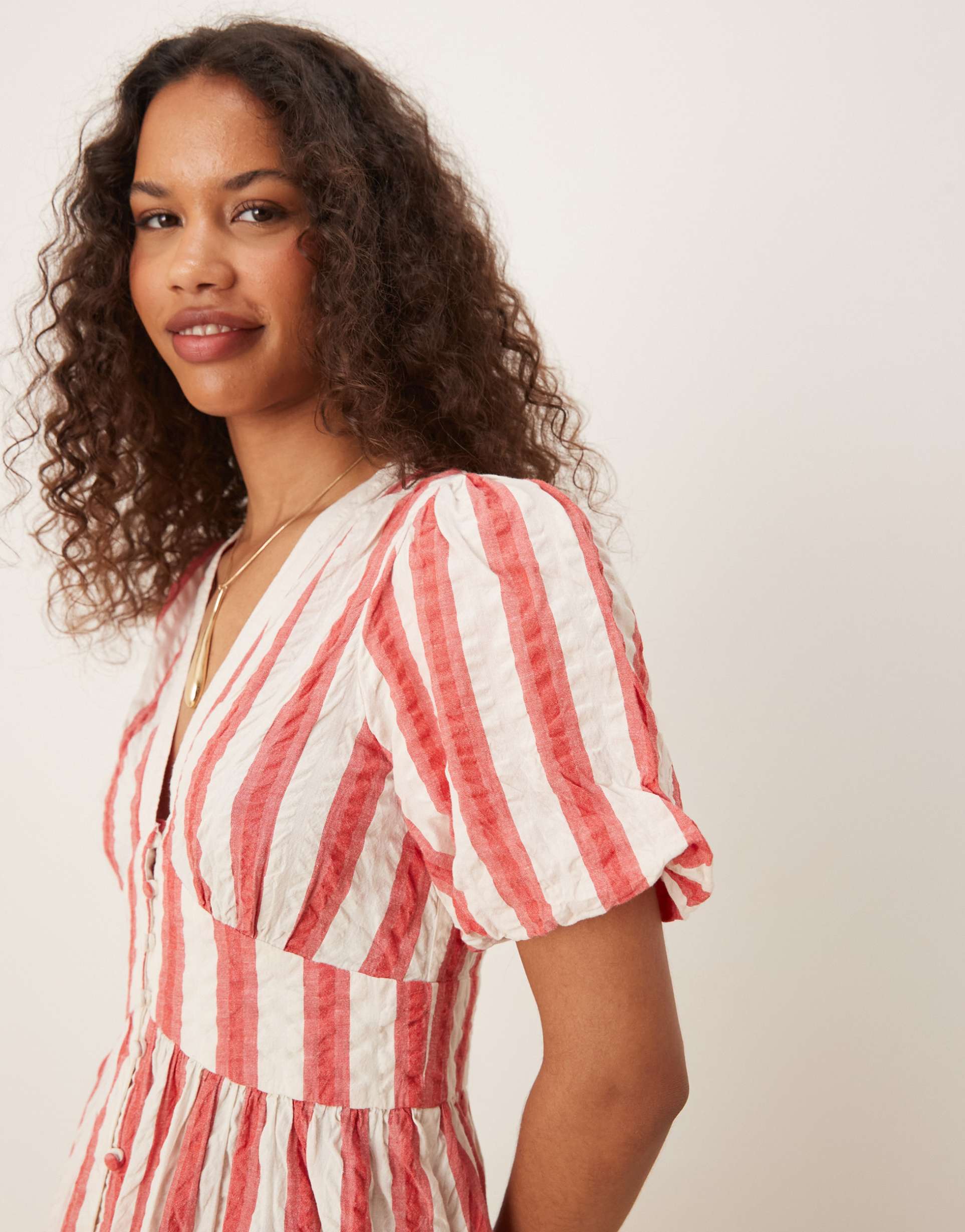 nobody's child starlight puff sleeve midi dress in red and white stripe