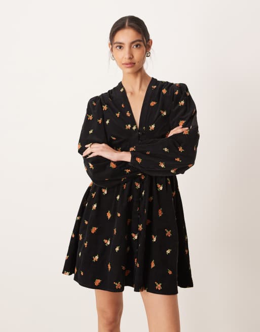 Nobody's Child - Starlight - Sort langærmet minikjole med broderi, 2 af 4
