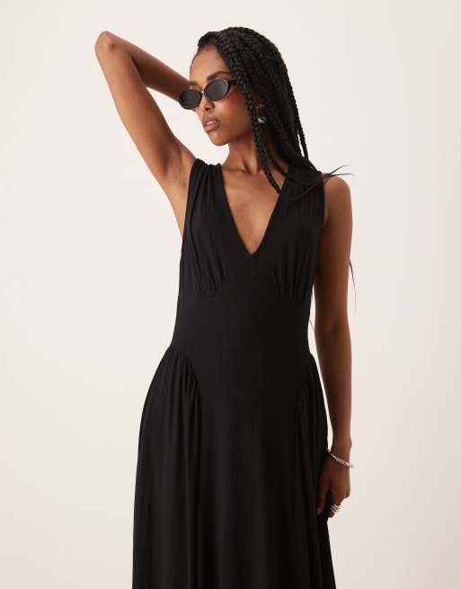 Nobody's Child Starlight structured jersey midi dress in black, 4 of 4