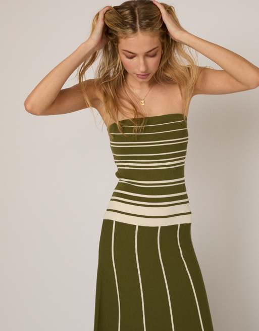 Nobody's Child strapless knit midaxi dress in green, 3 of 4