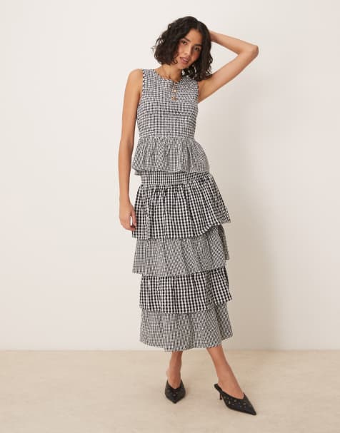 Nobody's Child Sutton tiered midaxi skirt co-ord in mono gingham