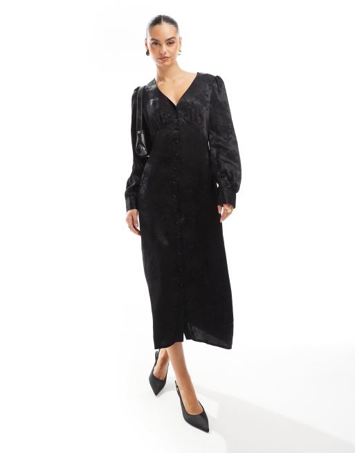 Nobody's Child - Tasha - Robe longue en satin avec motif fleuri tissé en jacquard - Noir