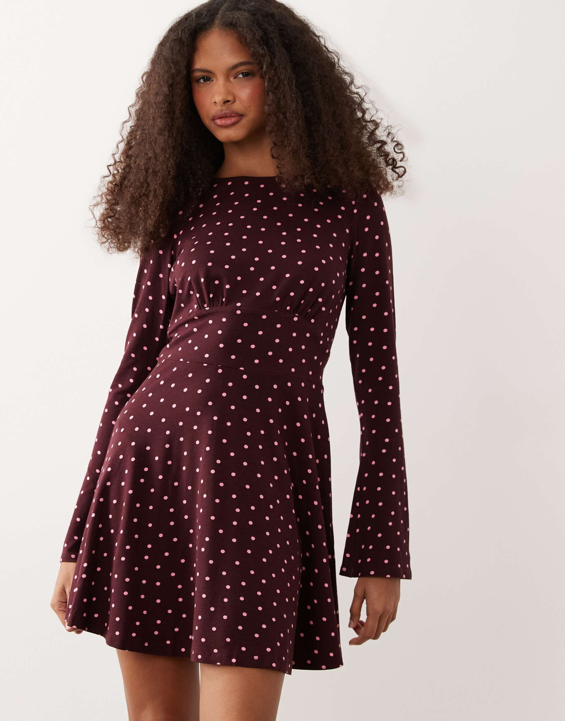 nobody's child tate stretch slash neck fluted sleeve mini skater dress in purple polka dot