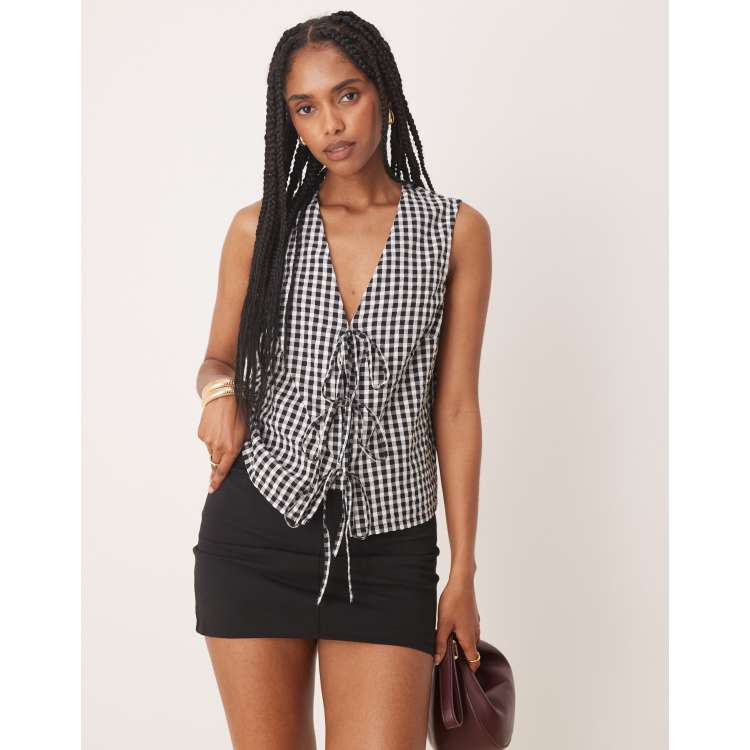 トップス melt the lady tie neck ribbon sleeveless Melt the lady tie neck ribbon sleeveless - メルカリ