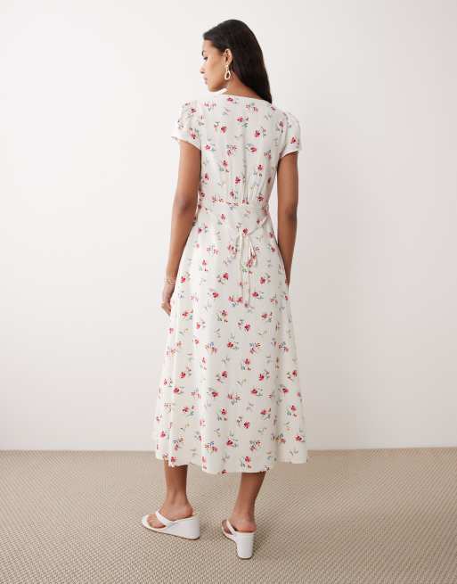 Nobody's Child v-neck flutter sleeve tie back midi dress in ivory floral, 2 of 4