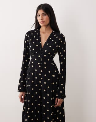 Nobody's Child Valencia V Neck Button Detail Pleat Front Jumpsuit In Black