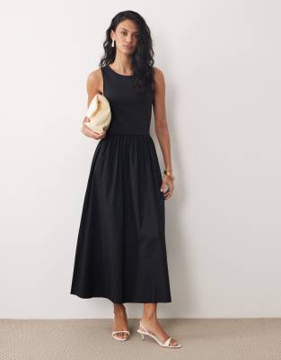 Nobody's Child - Vera - Midikleid aus Jersey in Schwarz