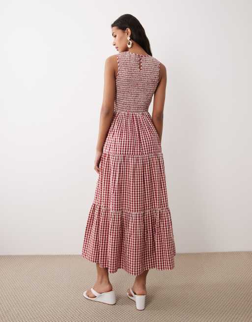 Nobody's Child - Vestido midi a cuadros vichy rojos con cuello redondo, cuerpo fruncido y falda escalonada de algodón, 2 de 4