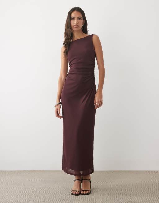 Nobody's Child vestido midi de malla con escote barco en burdeos, 2 de 4