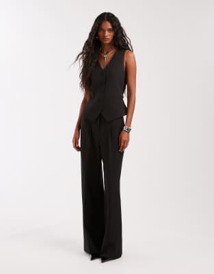 Nobody's Child Vinnie Tailored Vest In Black