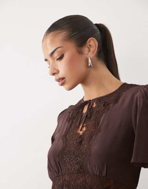 Nobody's Child Wynne flutter sleeve maxi dress in chocolate, 2 of 4