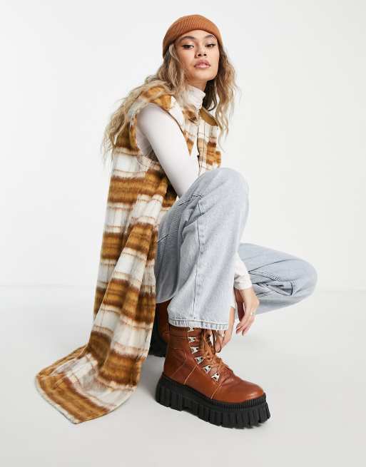 Noisy longline sleeveless shacket in cream & brown check, 4 of 4