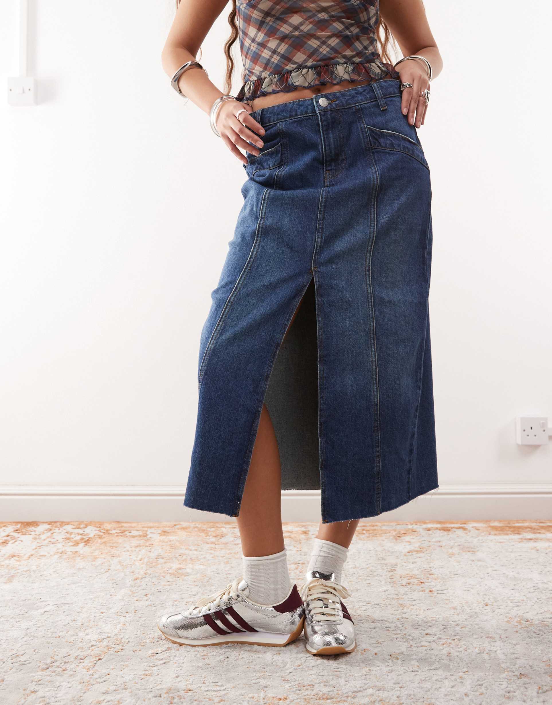 noisy may a-line denim midi skirt in mid blue