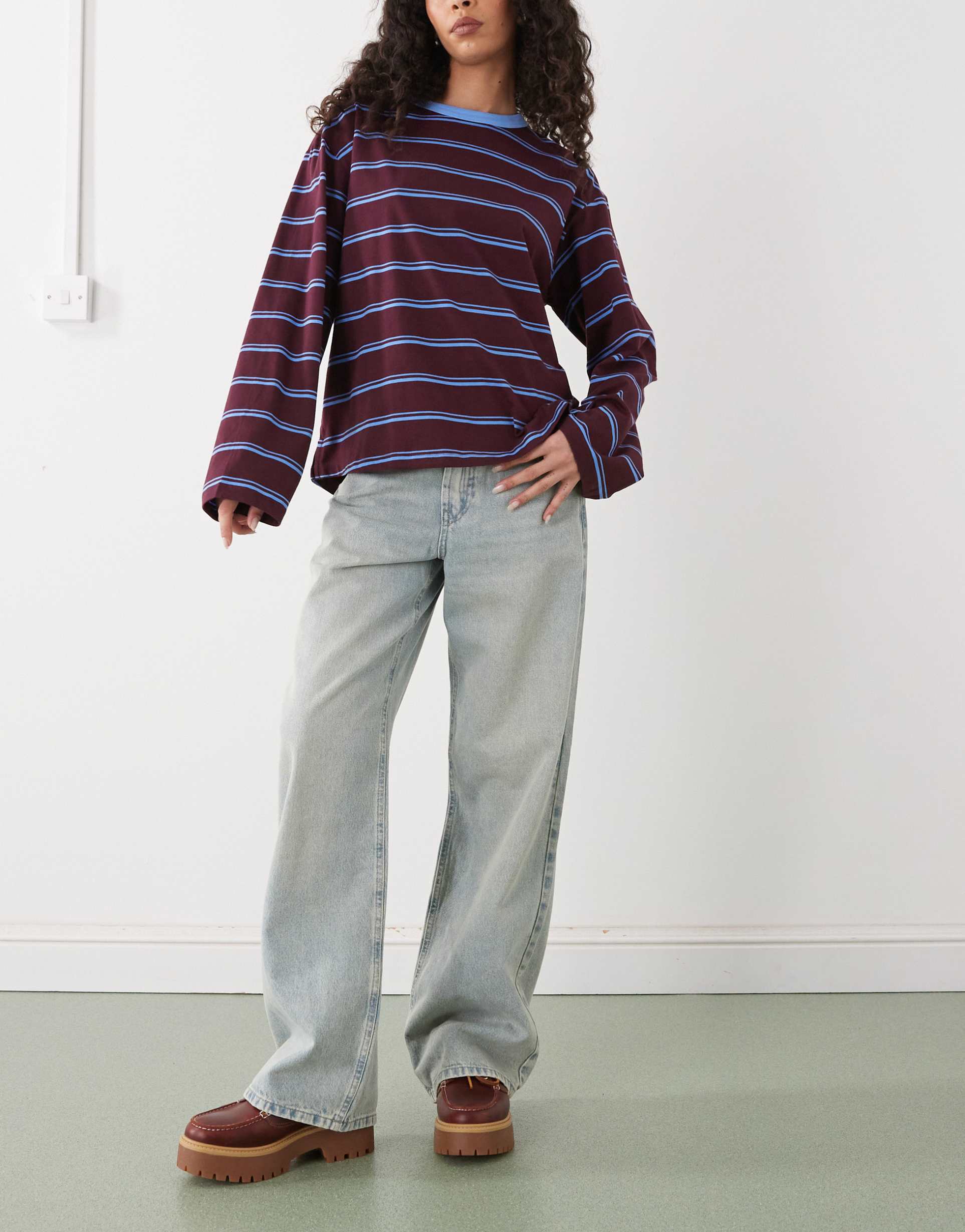 noisy may adriana mid waist baggy jeans in light blue