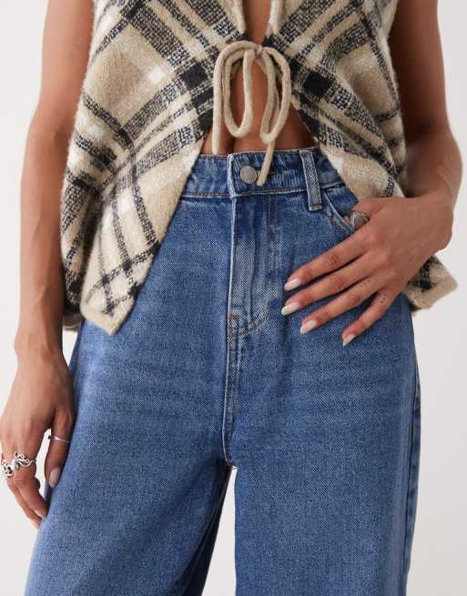 Noisy May Alexa mid-rise straight leg jeans in mid blue denim, 5 of 5