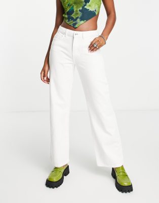 Noisy May Amanda wide leg jeans in white | ASOS