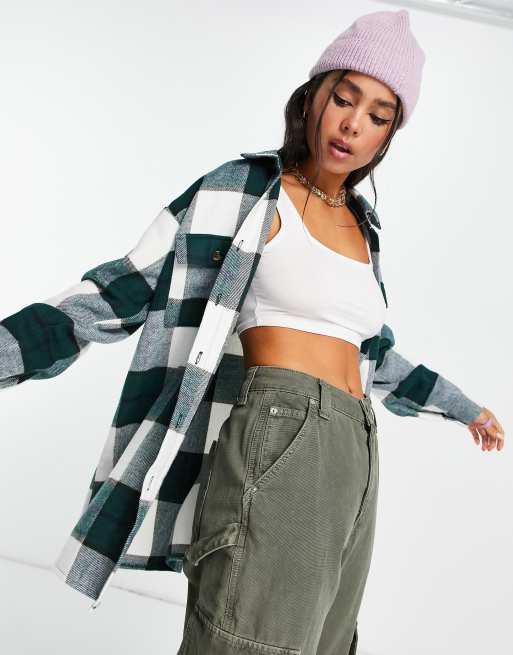 Noisy May – Angeraute Oversize-Hemdjacke in Grün kariert
