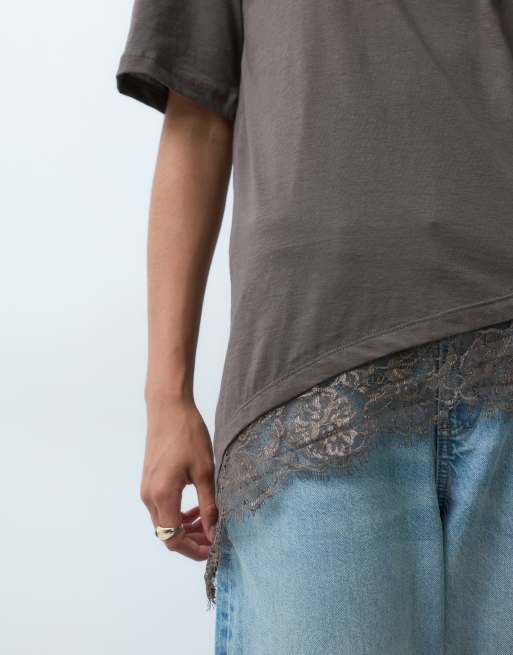 Noisy May asym lace hem t-shirt in chocolate, 2 of 4