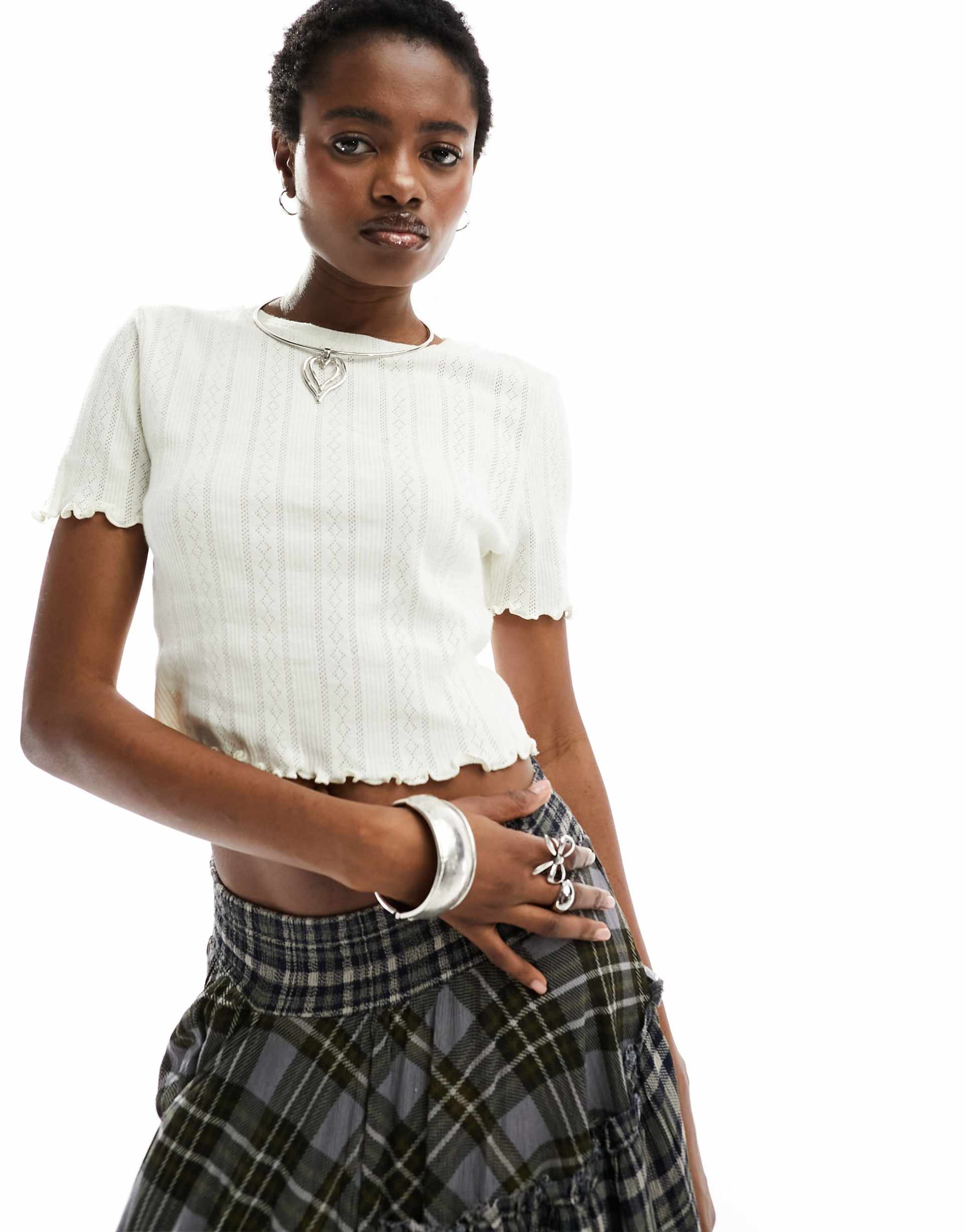 noisy may baby lock crop top in cream