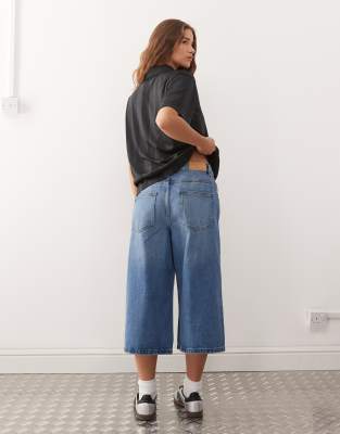 Noisy May Bermuda Shorts In Black