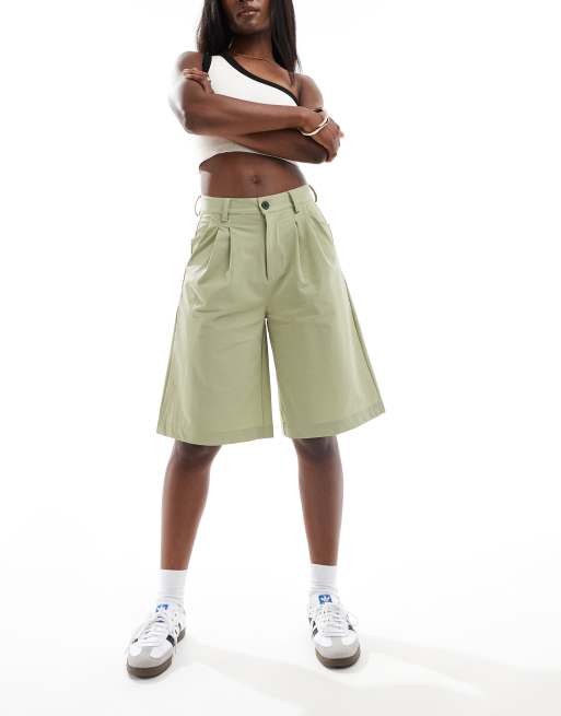 Noisy May - Bermudashort met hoge taille in saliegroen