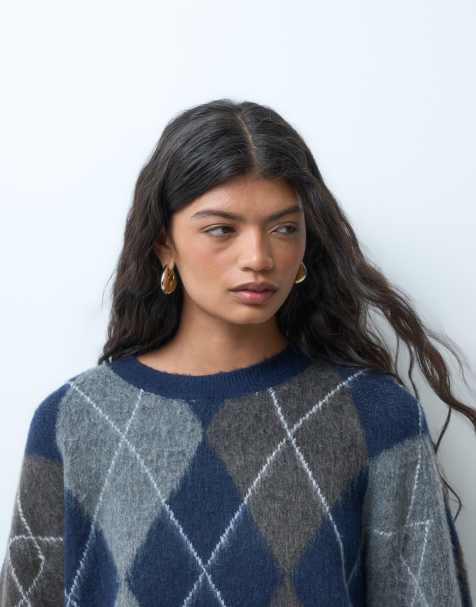 Noisy May boxy crew neck knit jumper in navy argyle - view 1
